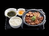 「【本日】「牛すき焼きカルビ丼」がスタート！強火でじゅわっと焼き上げた本格肉丼」の画像4
