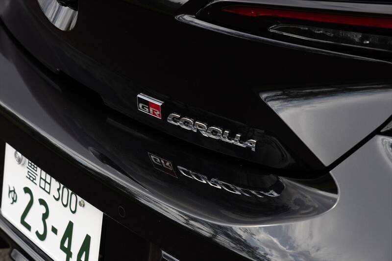 家族を乗せてサーキットへ!? 実用性と狂気を併せ持つ「GRカローラ 25式後期」の完成度