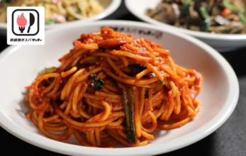 特盛600gが並と同額！東秀より「スパゲッティ」の新業態、極太麺を中華鉄鍋で炒める！