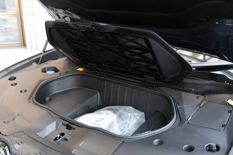 BMWの新型EV「iX3」はサッカー日本代表・中村敬斗も一撃で魅了！ 航続900km超えで充電不安を過去にする