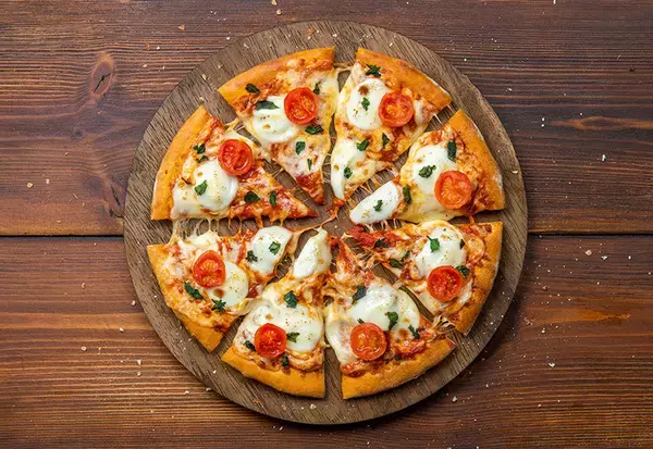 「ドミノピザ、ついに「駅中」へ 浦安駅と荻窪駅に短期出店」の画像