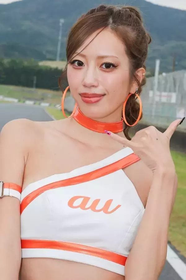 「SUPER GT第7戦はau号にとって試練の1戦に！ トラブルで痛恨のノーポイントに終わる」の画像