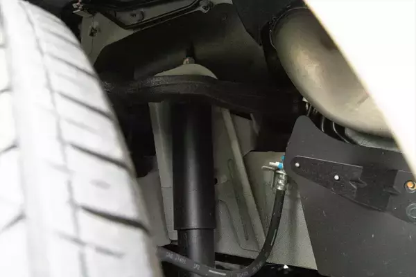 「「私の部屋」に偽りナシ！ 日産の商用バン「キャラバン MYROOM」は走るプライベートルームだった」の画像