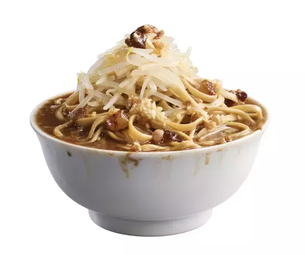 「麺230gの大盛りが新登場！ キンレイ「お水がいらない」に豚＆スタミナラーメン」の画像