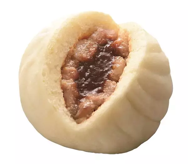 「うまいやつ！ファミマの「黒豚まん」に“ピリ辛”やみつき系の新味！」の画像