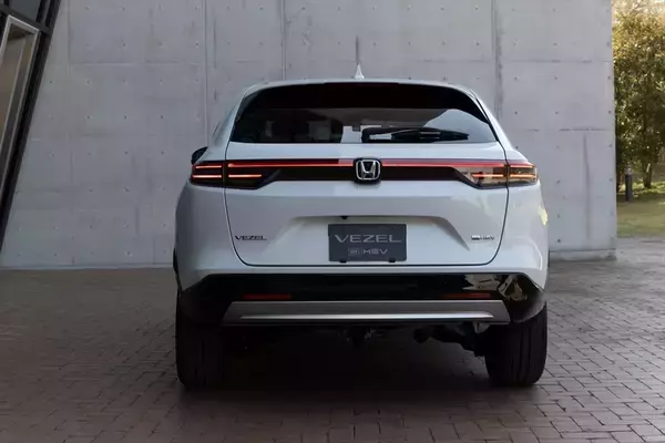 「カジュアル＆ワイルドに変貌！ マイナーチェンジのHonda「VEZEL」を徹底解剖」の画像