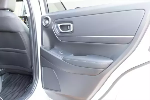 「カジュアル＆ワイルドに変貌！ マイナーチェンジのHonda「VEZEL」を徹底解剖」の画像