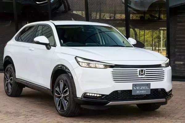 「カジュアル＆ワイルドに変貌！ マイナーチェンジのHonda「VEZEL」を徹底解剖」の画像