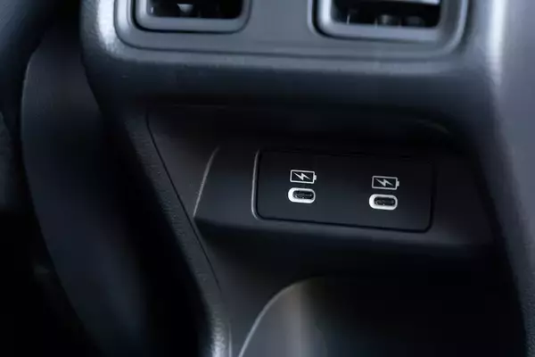 「カジュアル＆ワイルドに変貌！ マイナーチェンジのHonda「VEZEL」を徹底解剖」の画像