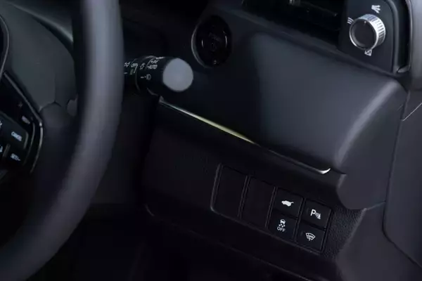 「カジュアル＆ワイルドに変貌！ マイナーチェンジのHonda「VEZEL」を徹底解剖」の画像