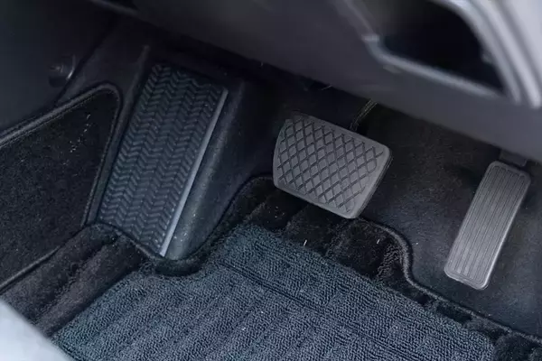 「カジュアル＆ワイルドに変貌！ マイナーチェンジのHonda「VEZEL」を徹底解剖」の画像