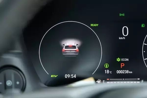 「カジュアル＆ワイルドに変貌！ マイナーチェンジのHonda「VEZEL」を徹底解剖」の画像