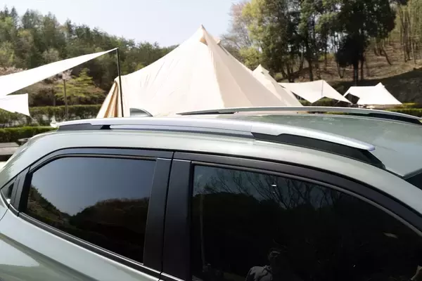 「カジュアル＆ワイルドに変貌！ マイナーチェンジのHonda「VEZEL」を徹底解剖」の画像