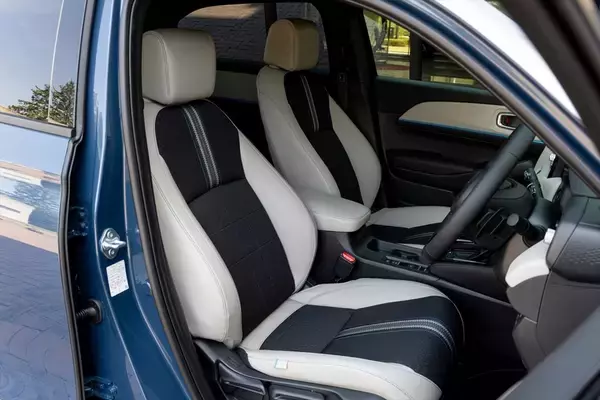 「カジュアル＆ワイルドに変貌！ マイナーチェンジのHonda「VEZEL」を徹底解剖」の画像