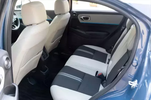 「カジュアル＆ワイルドに変貌！ マイナーチェンジのHonda「VEZEL」を徹底解剖」の画像