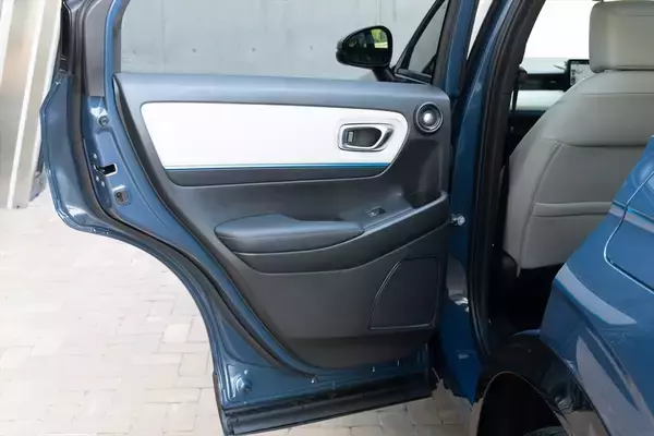 「カジュアル＆ワイルドに変貌！ マイナーチェンジのHonda「VEZEL」を徹底解剖」の画像