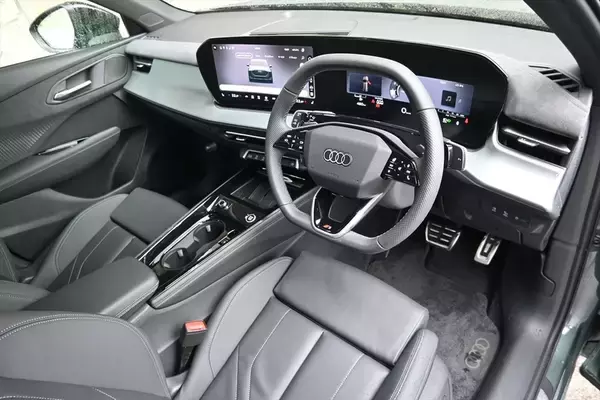 「【独御三家SUV対決】新型アウディ「Q3」登場！ BMW「X1」、ベンツ「GLA」と比較してわかった真の買いモデル」の画像