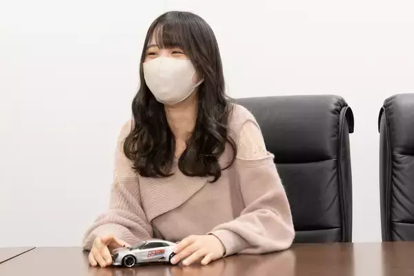 「オープンスポーツ「Modulo Neo Classic Racer」のラジコンは若者に刺さるのか？」の画像