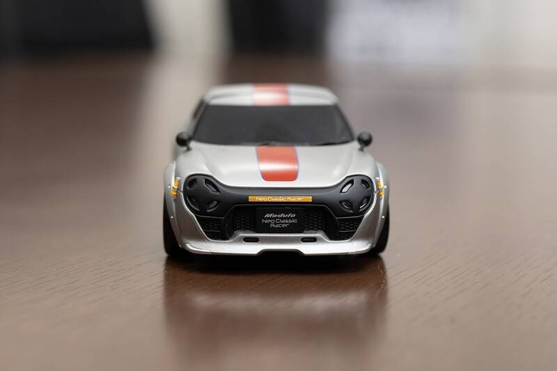 オープンスポーツ「Modulo Neo Classic Racer」のラジコンは若者に刺さるのか？