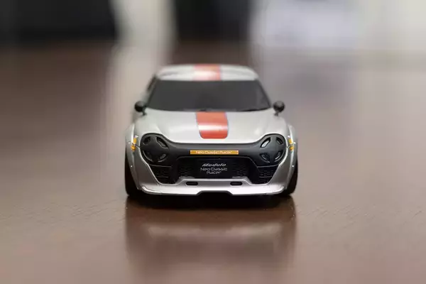 「オープンスポーツ「Modulo Neo Classic Racer」のラジコンは若者に刺さるのか？」の画像