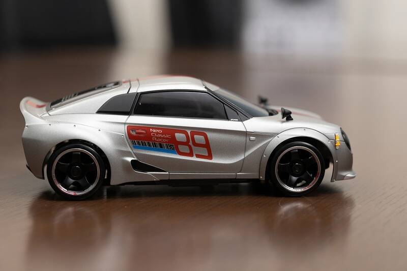 オープンスポーツ「Modulo Neo Classic Racer」のラジコンは若者に刺さるのか？