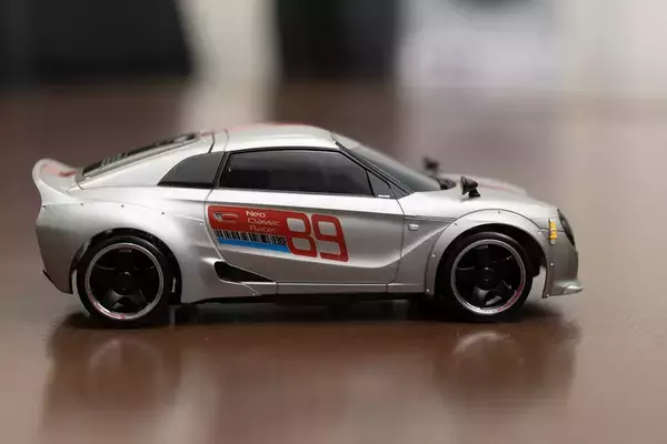 「オープンスポーツ「Modulo Neo Classic Racer」のラジコンは若者に刺さるのか？」の画像