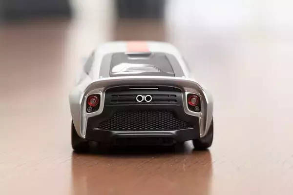 「オープンスポーツ「Modulo Neo Classic Racer」のラジコンは若者に刺さるのか？」の画像