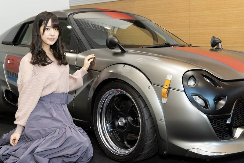 オープンスポーツ「Modulo Neo Classic Racer」のラジコンは若者に刺さるのか？