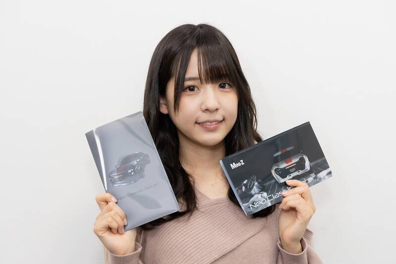 オープンスポーツ「Modulo Neo Classic Racer」のラジコンは若者に刺さるのか？