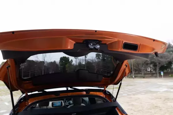 「日産のコンパクトSUV「KICKS e-POWER」に追加された4WDモデルの実力を新唯が探る！」の画像