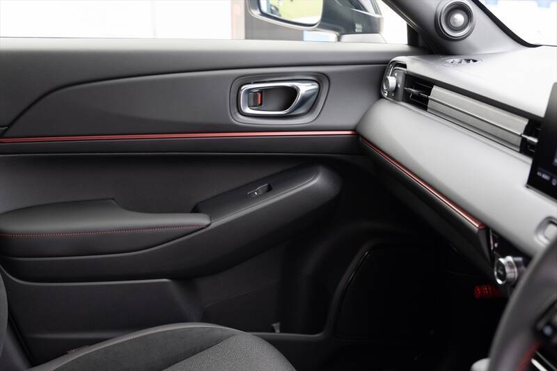 「VEZEL e:HEV RS」は後出しズルい！ と言いたくなるほどイイクルマだった