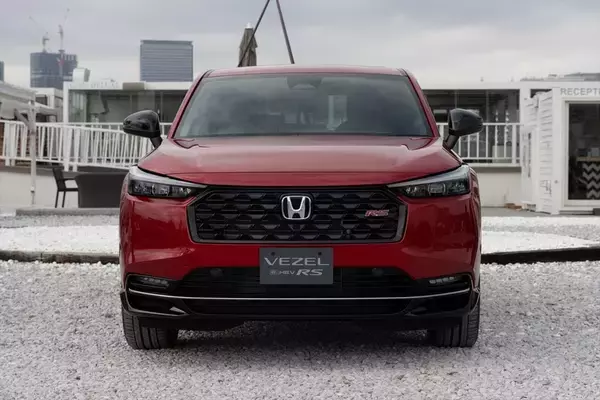 「「VEZEL e:HEV RS」は後出しズルい！ と言いたくなるほどイイクルマだった」の画像