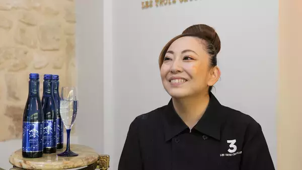 「美食の街・パリで人気のスパークリング清酒、チョコレートの祭典でも注目を集める」の画像