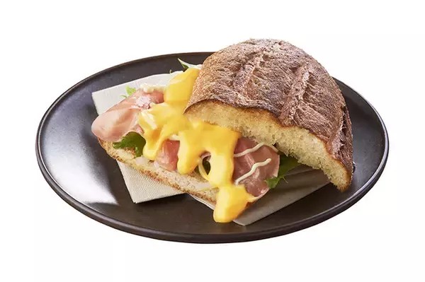 「【本日発売】サンマルク初の「月見」がボリューム満点！ 肉厚つくね×たまご」の画像