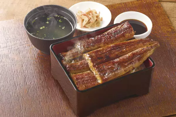 「22万食売れた「盛岡冷麺」が復活！ジョナサンで6月11日から」の画像