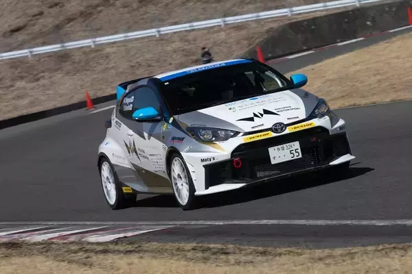 「BIGLOBEが走行会を開催！ リアルとバーチャルを“つなげる”ドライビング体験は大盛況」の画像