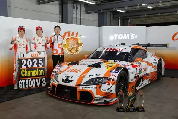 auは今年も強かった！ SUPER GT最終戦でau号が今季3勝目をマークし、史上初の3連覇達成！