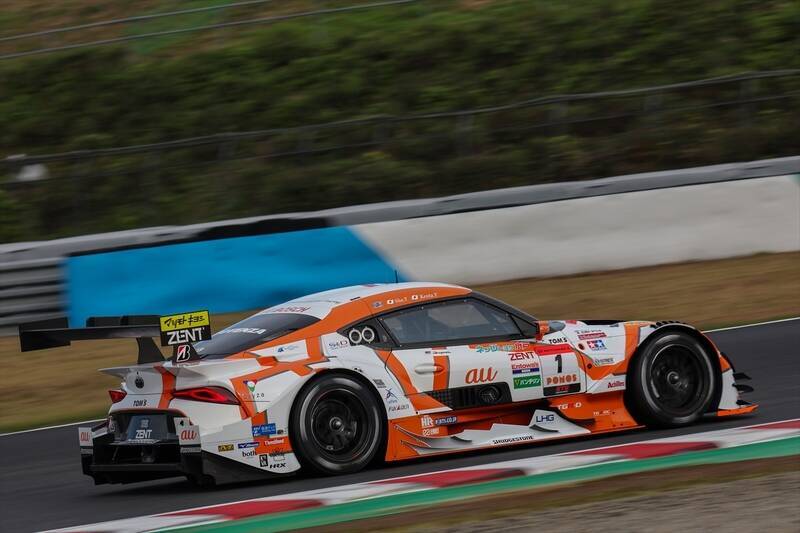 auは今年も強かった！ SUPER GT最終戦でau号が今季3勝目をマークし、史上初の3連覇達成！