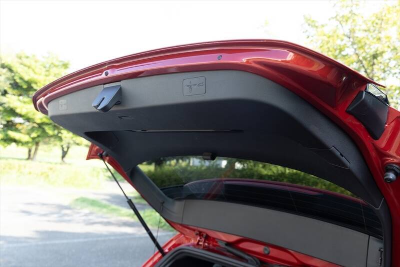 フォルクスワーゲン「ゴルフ GTI」はオトナになったボーイズたちに勧めたいぜいたくな1台