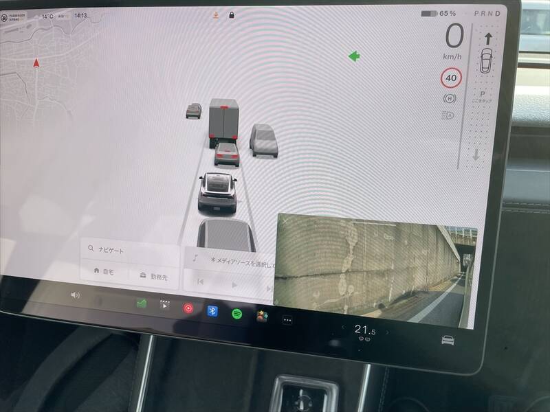 テスラ「モデルY」vs VW「ID.4」 EV王者に挑む伝統のドイツ車、選ぶべきはどっち？