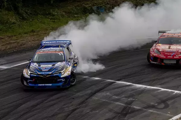 「涼しい季節の開催になったD1GPエビスだが、コースアウト続出の大波乱」の画像