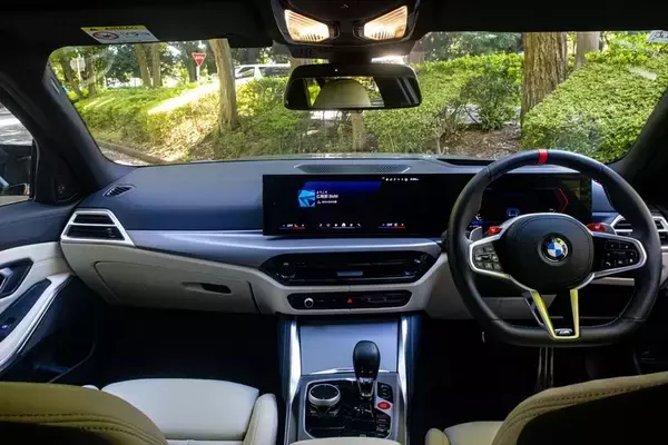 「「家族も荷物も諦めない!」510馬力の最強ワゴン「BMW M3ツーリング」」の画像