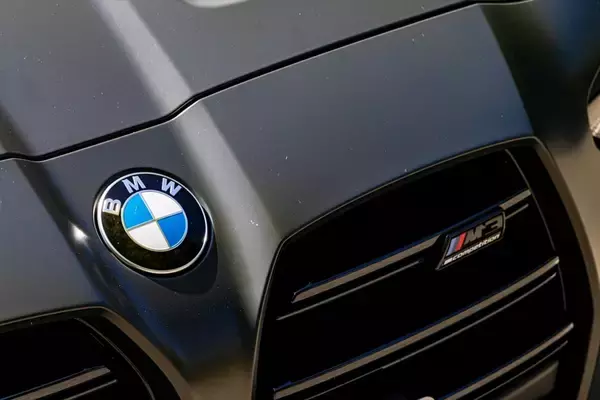 「「家族も荷物も諦めない!」510馬力の最強ワゴン「BMW M3ツーリング」」の画像