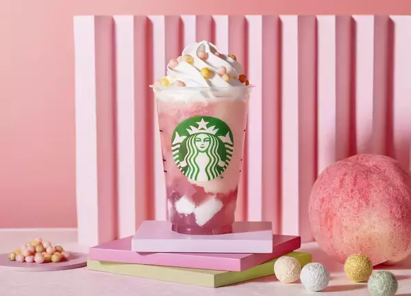 スタバ初！「ひなまつりフラペ」3色あられ×ミルクプリンでかわいすぎ！