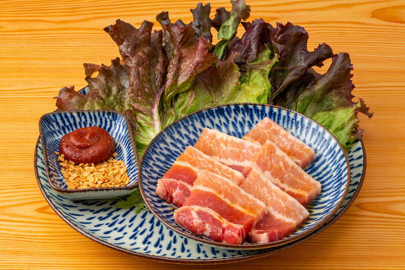 4種の冷麺×焼肉食べ放題！韓国屋台グルメを食べつくす期間限定フェア