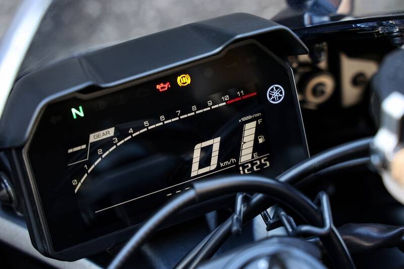 一般道からサーキットまでカバー！ これが現代のスーパースポーツ ヤマハ「YZF-R7」