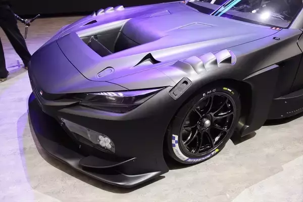 「「GR GT」はトヨタが送り出す究極のスポーツカー！ V8×ハイブリッドが衝撃すぎる！」の画像