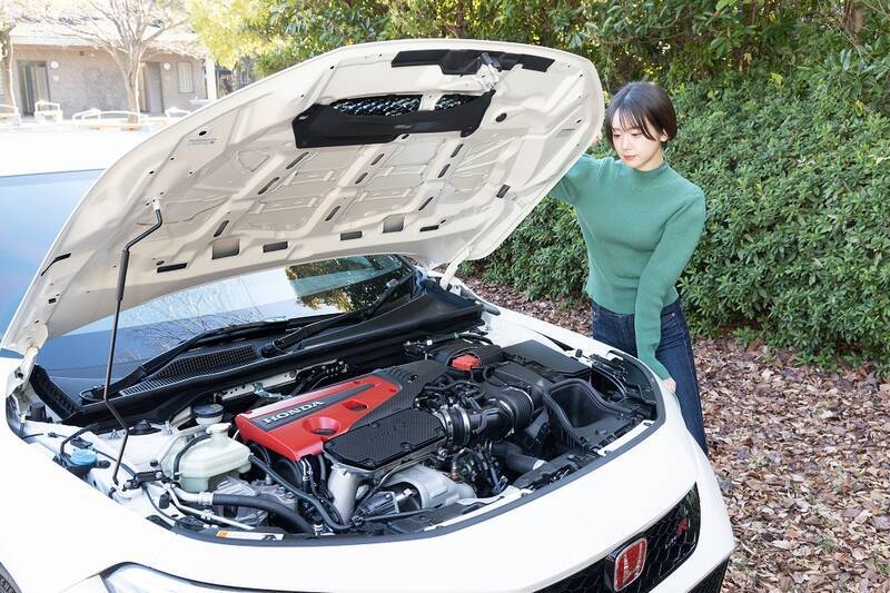 6代目「シビックTYPE R」はスポーツカーが苦手な人にこそ乗ってほしい