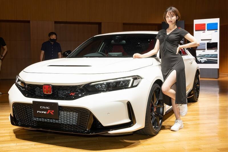 6代目「シビックTYPE R」はスポーツカーが苦手な人にこそ乗ってほしい