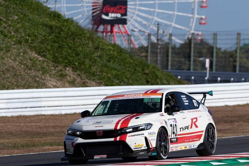 6代目「シビックTYPE R」はスポーツカーが苦手な人にこそ乗ってほしい